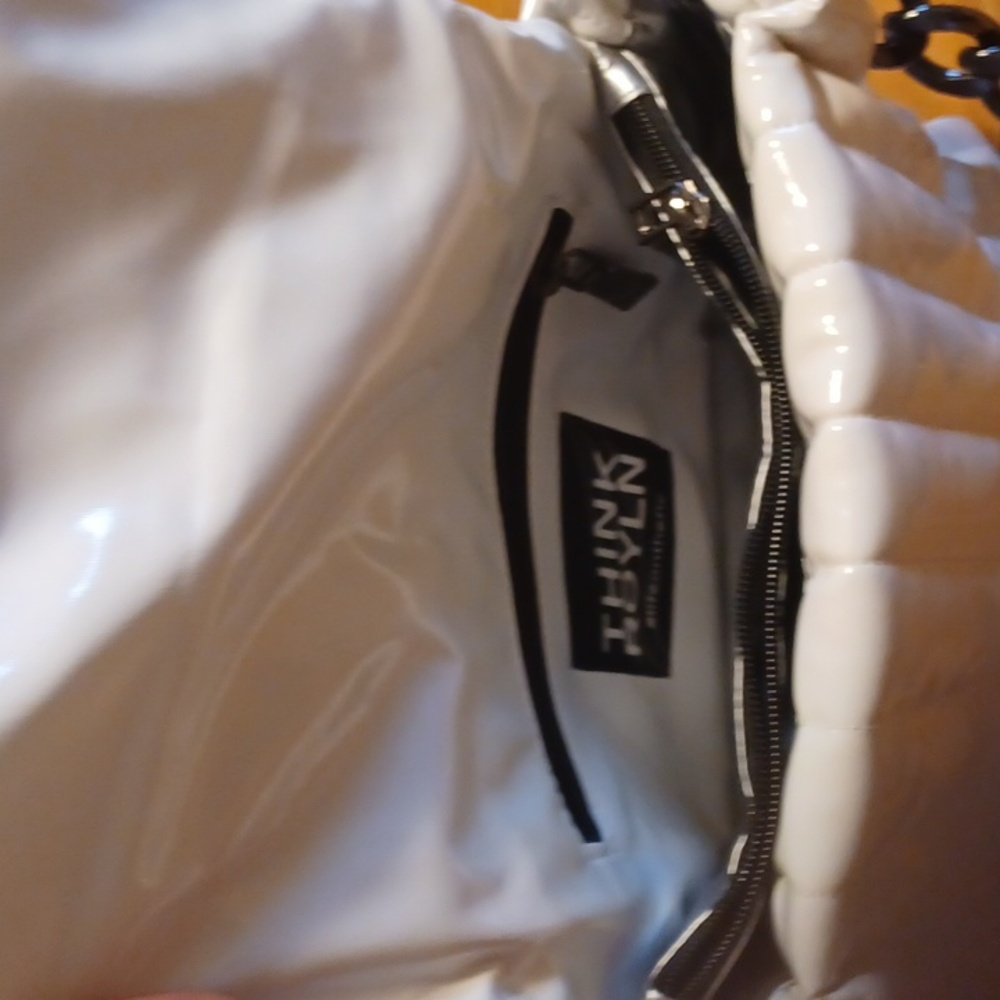 Handbag - Picture 3 of 3